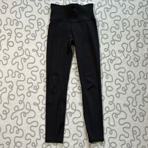 Vuori Black Rib Studio Leggings